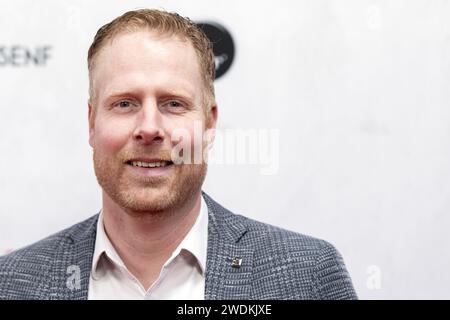 AMSTERDAM - Ferdi Stofmeel auf dem roten Teppich zur Premiere des Musicals Jesus Christ Superstar im Delamar Theater. ANP SANDER KONING niederlande aus - belgien aus Stockfoto