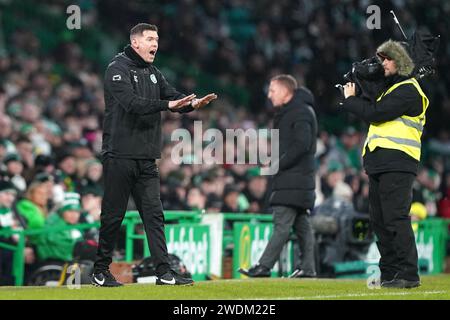Buckie Thistle-Manager Graeme Stewart ist beim Scottish Cup-Spiel in der vierten Runde im Celtic Park, Glasgow, Schottland, auf der Touchline. Bilddatum: Sonntag, 21. Januar 2024. Stockfoto
