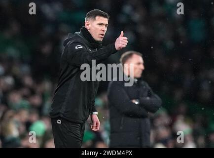 Buckie Thistle-Manager Graeme Stewart ist beim Scottish Cup-Spiel in der vierten Runde im Celtic Park, Glasgow, Schottland, auf der Touchline. Bilddatum: Sonntag, 21. Januar 2024. Stockfoto