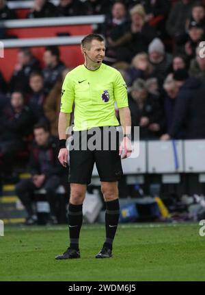 Bramall Lane, Sheffield, Großbritannien. Januar 2024. Premier League Football, Sheffield United gegen West Ham United; Schiedsrichter Michael salisbury Credit: Action Plus Sports/Alamy Live News Stockfoto