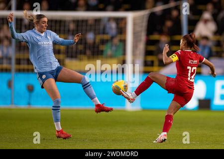 Manchester am Sonntag, den 21. Januar 2024. Taylor Hinds #12 von Liverpool FC in Aktion beim Spiel der Barclays FA Women's Super League zwischen Manchester City und Liverpool im Joie Stadium, Manchester am Sonntag, den 21. Januar 2024. (Foto: Mike Morese | MI News) Credit: MI News & Sport /Alamy Live News Stockfoto