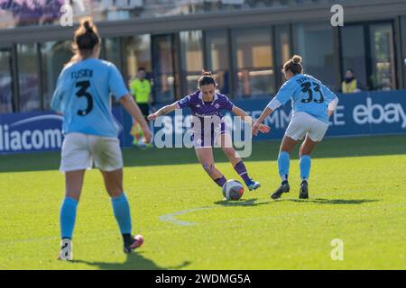 Florenz, Italien. Januar 2024. Florenz, Italien, 21. Januar 2024: Michela Catena (10 Fiorentina) beim Spiel der Serie A Women League zwischen Fiorentina Women und Pomigliano Women im Viola Park in Florenz, Italien. (Sara Esposito/SPP) Credit: SPP Sport Press Photo. /Alamy Live News Stockfoto