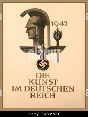 Die Kunst im Deutschen Reich KUNST im DRITTEN Reich – Ausgabe 1942. Zeitschriften erschienen von 1937 bis zum Ende des 2. Weltkriegs es sind große 11 x 14 Zoll große, stark illustrierte Zeitschriften, die die Propagandakunst im Deutschen Reich zeigten. Zunächst wurden sie von Gauleiter Adolf Wagner veröffentlicht. Nach den ersten sechs Monaten wurde das Format geändert und wurde dann unter persönlicher Leitung des Nazi-Führers Adolf Hitler veröffentlicht. Stockfoto