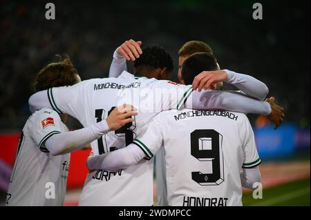 MÖNCHENGLADBACH, DEUTSCHLAND - 21. JANUAR 2024: Das Fußballspiel der Bundesliga Borussia Mönchengladbach gegen den FC Augsburg im Borussia Park Stockfoto