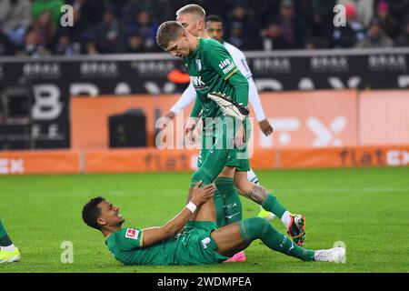 MÖNCHENGLADBACH, DEUTSCHLAND - 21. JANUAR 2024: Das Fußballspiel der Bundesliga Borussia Mönchengladbach gegen den FC Augsburg im Borussia Park Stockfoto