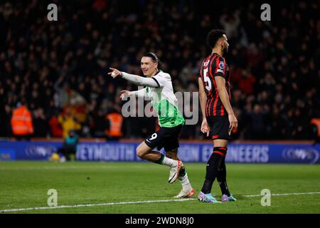 Vitality Stadium, Boscombe, Dorset, Großbritannien. Januar 2024. Premier League Football, AFC Bournemouth gegen Liverpool; Darwin Nunez aus Liverpoo feiert, nachdem er sein Team in der 93. Minute 0-4 das vierte Tor erzielte. Credit: Action Plus Sports/Alamy Live News Stockfoto