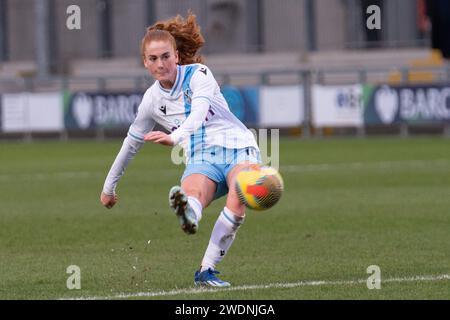 Dratford, Großbritannien. Januar 2024. Princes Park, Dartford, England, 21. Januar 2024 Crystal Palace Annabel Blanchard (10) schießt beim FA Women's Championship Match zwischen London City Lionesses und Crystal Palace im Princes Park, Dartford, England (Stephen Flynn/SPP) Credit: SPP Sport Press Photo. /Alamy Live News Stockfoto