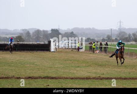 Oscar Montel und James King gewinnen die CKD Lord Ashton of Hyde’s Cup Mens Open beim Heythrop P2P in Cocklebarrow. Credit JTW equine Images / Alamy. Stockfoto