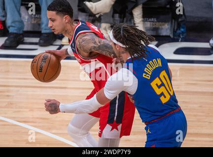 Washington, USA. Januar 2024. WASHINGTON, DC – 21. JANUAR: Aaron Gordon (50) verteidigt sich in einem NBA-Spiel zwischen den Washington Wizards und den Denver Nuggets am 21. Januar 2024 in der Capital One Arena in Washington, DC, gegen den Washington Wizards Stürmer Kyle Kuzma (33). (Foto: Tony Quinn/SipaUSA) Credit: SIPA USA/Alamy Live News Stockfoto