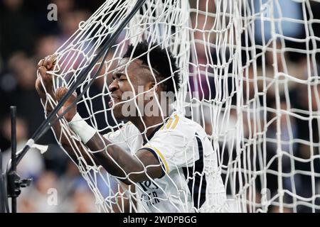 Madrid, Spanien. Januar 2024. Vinicius jr von Real Madrid reagiert beim Spiel der La Liga 2023/24 zwischen Real Madrid und Almeria im Santiago Bernabeu Stadion. Endergebnis Real Madrid 3:2 Almeria Credit: SOPA Images Limited/Alamy Live News Stockfoto