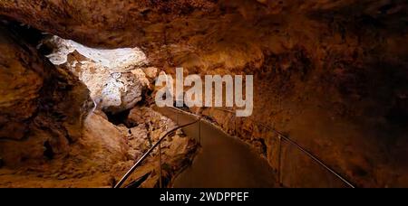 Ein malerischer Blick auf die Höhle im Carlsbad Caverns National Park in New Mexico. Stockfoto