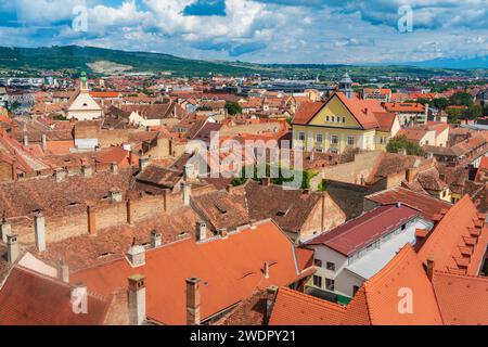 Luftaufnahme von Häusern in Sibiu, Siebenbürgen, Rumänien Stockfoto