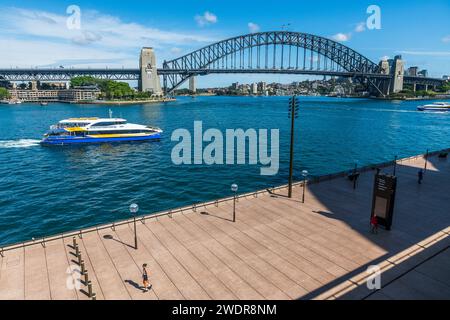 Harbour Bridge: Sydneys berühmtes Wahrzeichen, Blick von der Oper Stockfoto