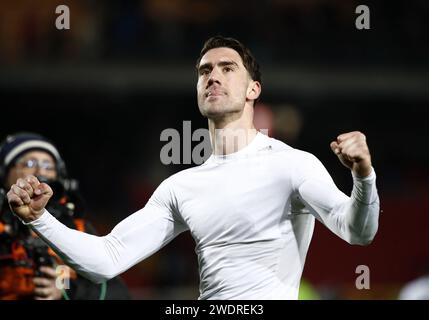 Lecce, Italien. Januar 2024. Der FC Juventus Dusan Vlahovic feiert am 21. Januar 2024 in Lecce, Italien, das Ende eines Fußballspiels der Serie A zwischen Lecce und dem FC Juventus. Quelle: Federico Tardito/Xinhua/Alamy Live News Stockfoto