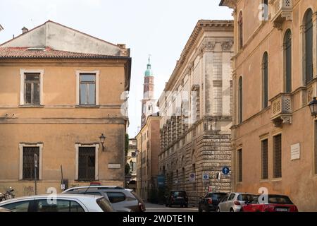 Palladian Palazzo Thiene aus dem 16. Jahrhundert auf der Piazzetta San Stefano im historischen Zentrum von Vicenza, Provinz Vicenza, Veneto, Italien© Wojc Stockfoto