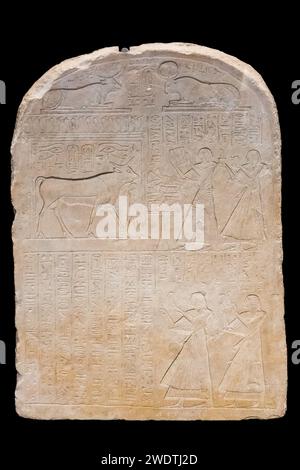 Ägypten, Sakkara, Serapeum, APIs Stierstele, auch ein anderer heiliger Stier: Mnevis. Stockfoto