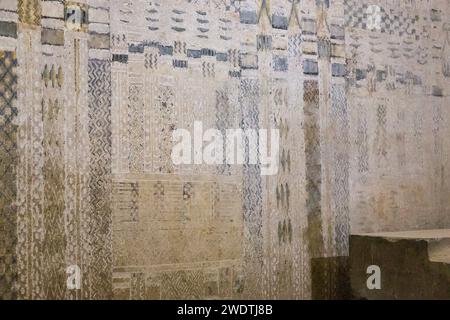 Ägypten, Sakkara, Unas-Pyramide, Nachahmung einer Palastfassade, auf ägyptischem Alabaster. Stockfoto