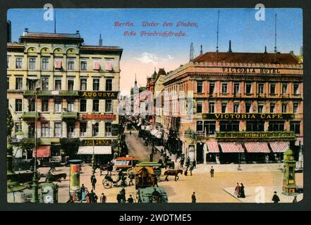 Europa, Deutschland, Berlin, Kreuzung unter den Linden - Friedrichstraße, Victoria Cafe, Postkarte, verschickt 26. 02. 1917 , keine Verlagsangabe . Rechte werden nicht vertreten . / Europa, Deutschland, Berlin, Kreuzung unter den Linden - Friedrichstraße, Victoria Cafe, Postkarte, gesendet 26. 02. 1917, keine Information über den Verlag. Es gibt keine Rechte . Stockfoto