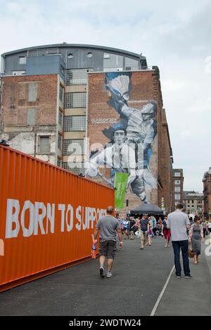 GLASGOW, SCHOTTLAND - 26. JULI 2014: IRN-Bru-Werbung bei den Glasgow Commonwealth Games. Stockfoto