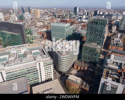 Luftaufnahme im Stadtzentrum von Manchester über Spinningfields, einschließlich Hardman Boulevard, 3 Hardman Square, 3 Hardman Street & No 1 Spinningfields Stockfoto