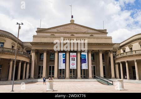 MONTEVIDEO, URUGUAY - 29. Dezember 2023: Solis Theater in Montevideo, eines der schönsten Theater Südamerikas Stockfoto