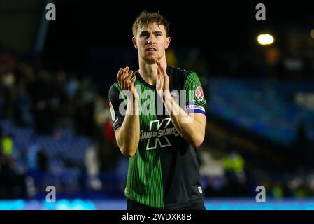 Ben Sheaf aus Coventry City applaudiert den Fans am Ende des Sky Bet Championship-Spiels in Hillsborough, Sheffield. Bilddatum: Samstag, 20. Januar 2024. Stockfoto