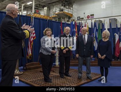 ADM. Daryl L. Caudle Promotionszeremonie Stockfoto