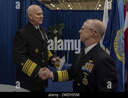 ADM. Daryl L. Caudle Promotionszeremonie Stockfoto