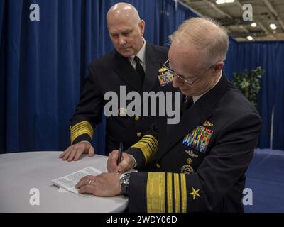 ADM. Daryl L. Caudle Promotionszeremonie Stockfoto