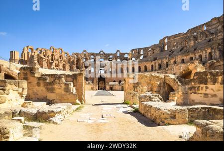 Er ruiniert das antike römische Amphitheater in El-Jem. Das größte kolosseum Nordafrikas, Tunesien. Stockfoto