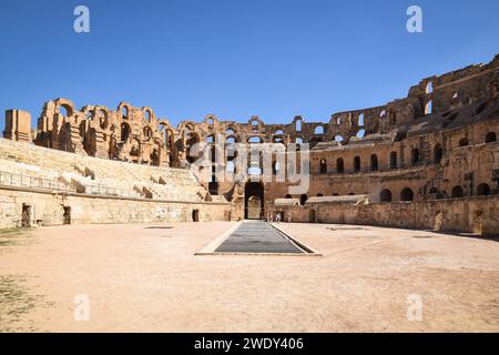 Er ruiniert das antike römische Amphitheater in El-Jem. Das größte kolosseum Nordafrikas, Tunesien. Stockfoto
