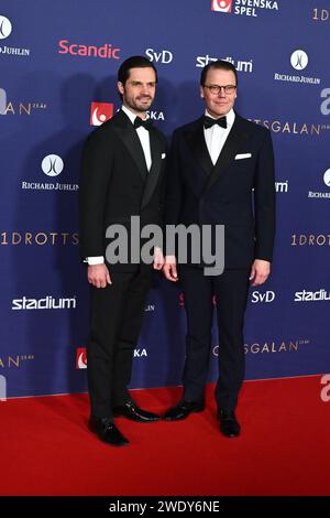 STOCKHOLM, SCHWEDEN 20240122 Prinz Carl Philip und Prinz Daniel kommen auf dem roten Teppich bei der jährlichen Sportgala 2024 in der Friends Arena an. Foto: Claudi Stockfoto