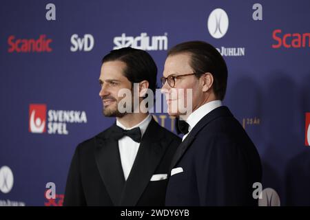 STOCKHOLM, SCHWEDEN 20240122 Prinz Carl Philip und Prinz Daniel kommen auf dem roten Teppich bei der jährlichen Sportgala 2024 in der Friends Arena an. Foto: Christus Stockfoto