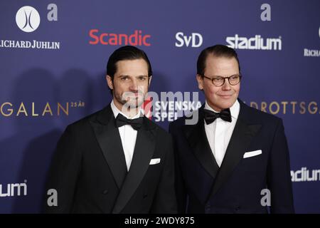 STOCKHOLM, SCHWEDEN 20240122 Prinz Carl Philip und Prinz Daniel kommen auf dem roten Teppich bei der jährlichen Sportgala 2024 in der Friends Arena an. Foto: Christus Stockfoto