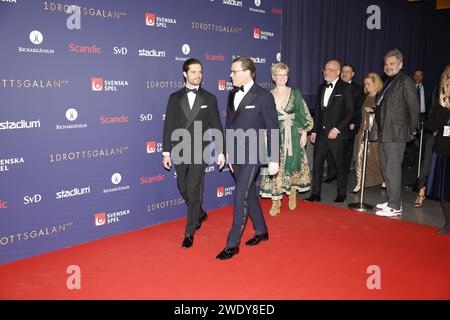 STOCKHOLM, SCHWEDEN 20240122 Prinz Carl Philip und Prinz Daniel kommen auf dem roten Teppich bei der jährlichen Sportgala 2024 in der Friends Arena an. Foto: Christus Stockfoto