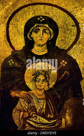 Throned Virgin and Child, eine Nachbildung des Apsis Mosaic aus Agia Sophia in Istanbul, 867 n. Chr., Benaki Museum Athen Griechenland. Stockfoto