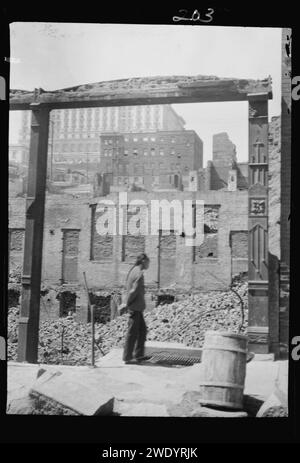 Nach dem Brand, 1906 (die Fairmount Hotel in der Ferne), Chinatown, San Francisco Stockfoto