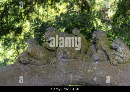 Statuen im Affenwald Ubud, Bali Stockfoto