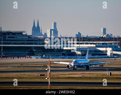 Airbus A319 OH, 15+03, offener Himmel - Open Skies, Aufklärungs-Airbus der Deutschen Luftwaffe, BMVG, Landung am Flughafen Köln-Bonn, NRW, Deutschland Stockfoto