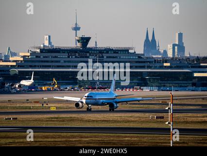 Airbus A319 OH, 15+03, offener Himmel - Open Skies, Aufklärungs-Airbus der Deutschen Luftwaffe, BMVG, Landung am Flughafen Köln-Bonn, NRW, Deutschland Stockfoto