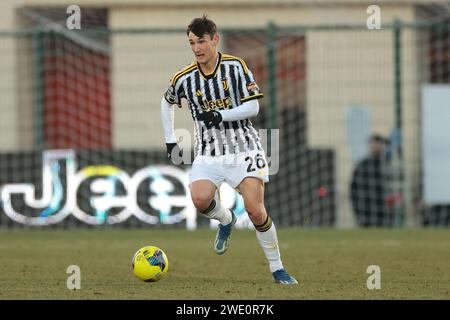 Vinovo, Italien. Januar 2024. Samuele Damiani von Juventus während des Spiels der Serie C im Juventus Center, Vinovo. Der Bildnachweis sollte lauten: Jonathan Moscrop/Sportimage Credit: Sportimage Ltd/Alamy Live News Stockfoto