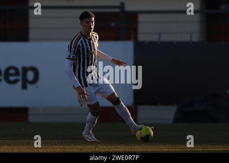 Vinovo, Italien. Januar 2024. Tarik Muharemovic von Juventus während des Spiels der Serie C im Juventus Center, Vinovo. Der Bildnachweis sollte lauten: Jonathan Moscrop/Sportimage Credit: Sportimage Ltd/Alamy Live News Stockfoto