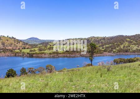 Lake Windamere Wasserspeicher am Cudgegong River in der Nähe von Mudgee im regionalen New South Wales, Australien, wird von Fischern und Sportlern genutzt Stockfoto