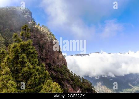 Pico Bejenado als südliche Grenze der Caldera de Taburiente auf der Insel La Palma (Kanarische Inseln, Spanien) Stockfoto