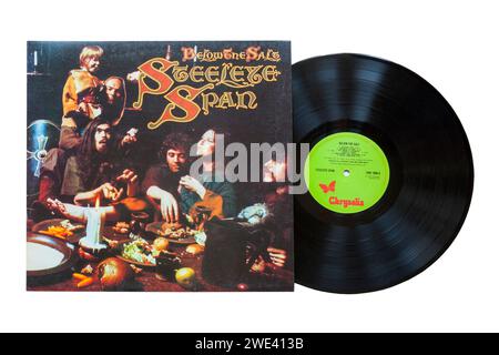 SteelEye Span Under the Salt Vinyl-Album-Cover isoliert auf weißem Hintergrund - 1972 Stockfoto