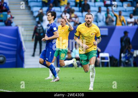 Doha, Katar, 23. Januar 2024, AFC Asian Cup Katar 2023 Gruppe B - Martin Boyle feiert seinen Elfmeter und bringt Australien in Führung 1:0 Usbekistan. Quelle: Runbang Zhu/Alamy Live News Stockfoto