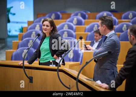 DEN HAAG - Nicolien van Vroonhoven (NSC) während der wöchentlichen Fragestunde im Repräsentantenhaus. ANP PHIL NIJHUIS niederlande raus - belgien raus Stockfoto