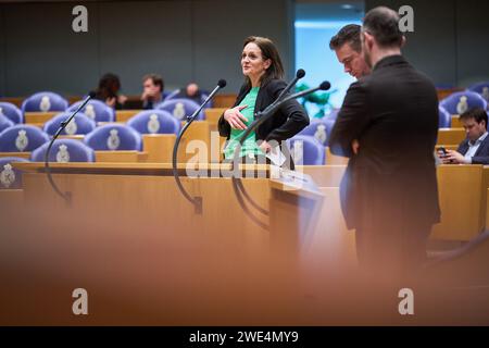 DEN HAAG - Nicolien van Vroonhoven (NSC) während der wöchentlichen Fragestunde im Repräsentantenhaus. ANP PHIL NIJHUIS niederlande raus - belgien raus Stockfoto