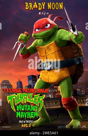 Teenage Mutant Ninja Turtles: Mutant Mayhem (2023) unter der Regie von Raine Allen-Miller mit Brady Noon als Raphael in der Hauptrolle. Poster mit US-Zeichen ***NUR FÜR REDAKTIONELLE ZWECKE***. Quelle: BFA / Paramount Pictures Stockfoto