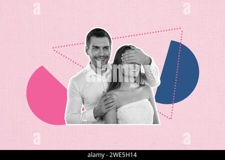Kreative Collage Bild Illustration Schwarzweiß-Effekt Glückliches schönes Lächeln Familie Verstecken Augen Hand Überraschung Umarmung ungewöhnlicher bunter Hintergrund Stockfoto